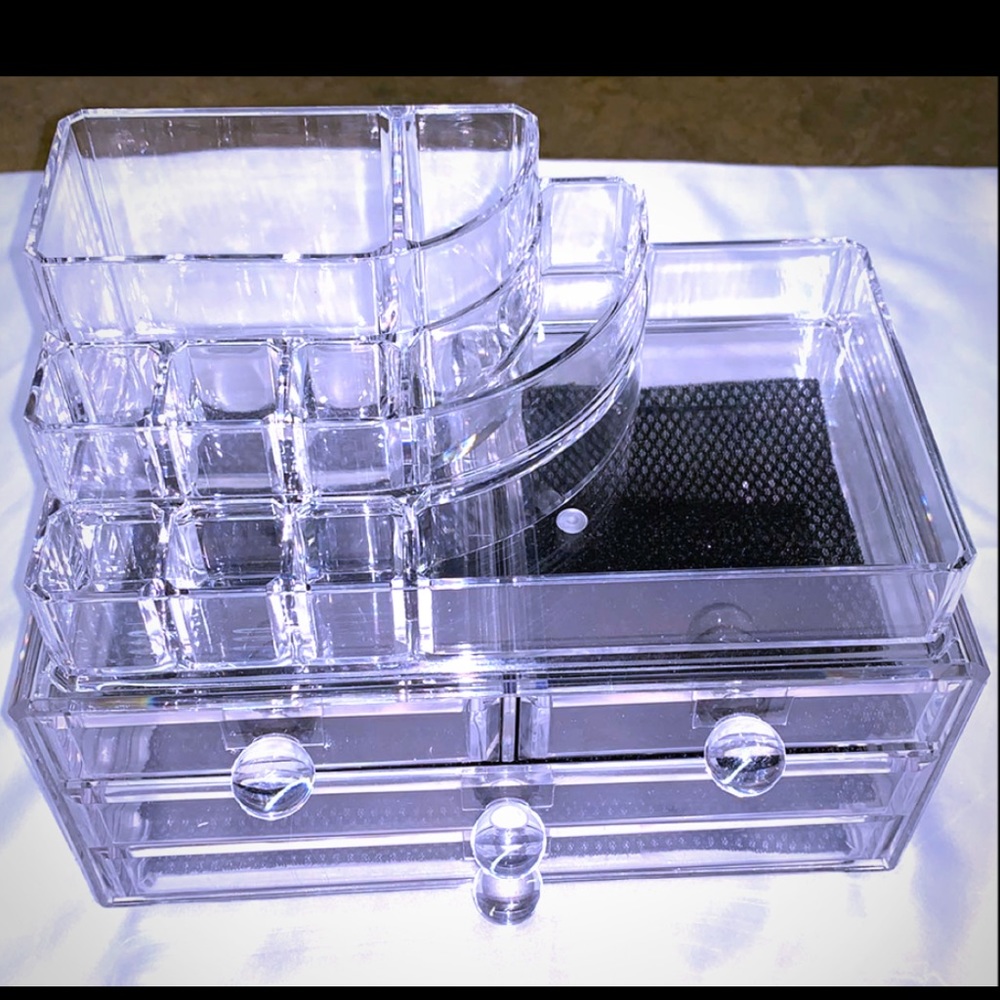 Makeup Organizer